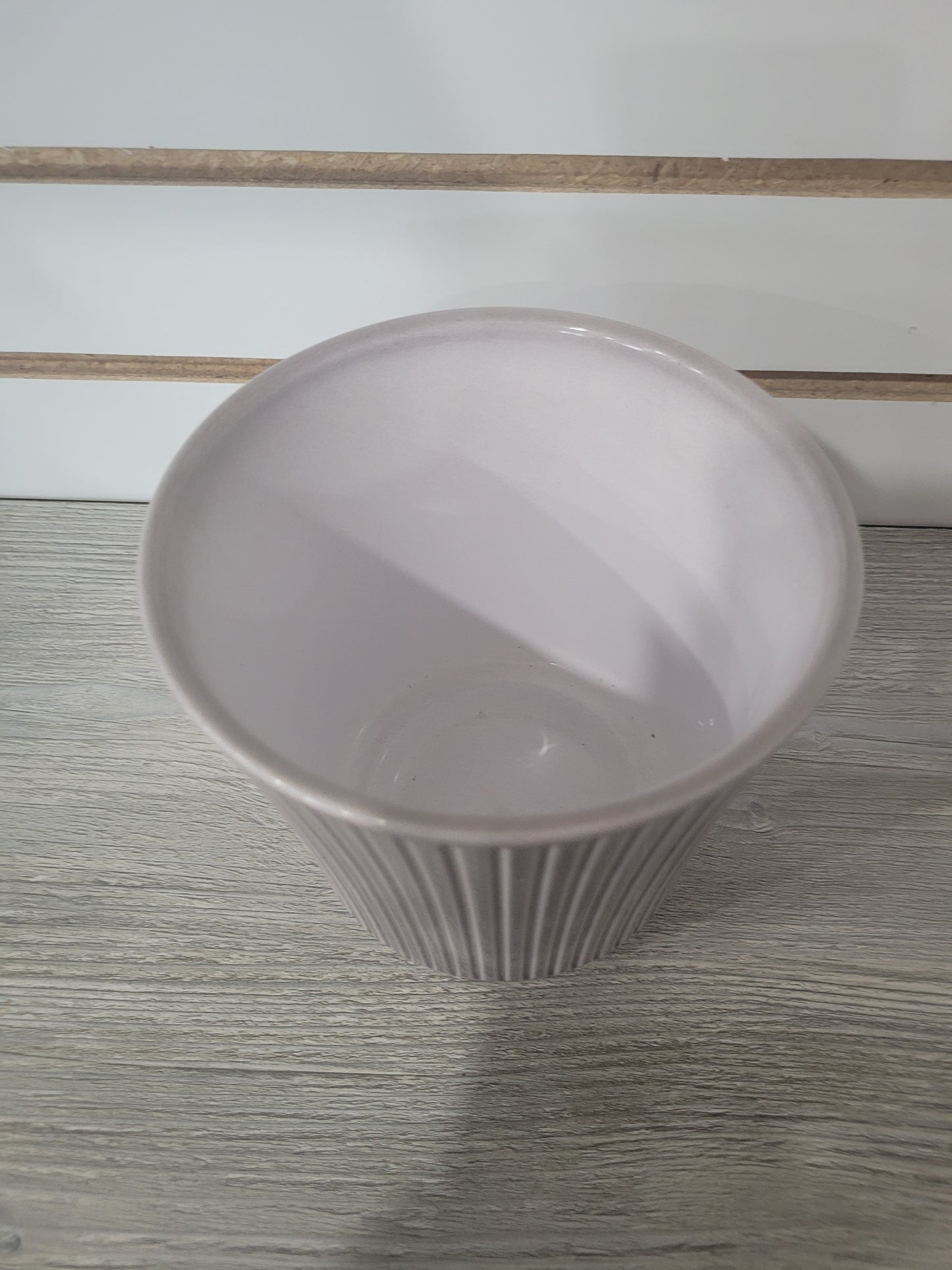 Pot Delphi Warm Gray 6.3"