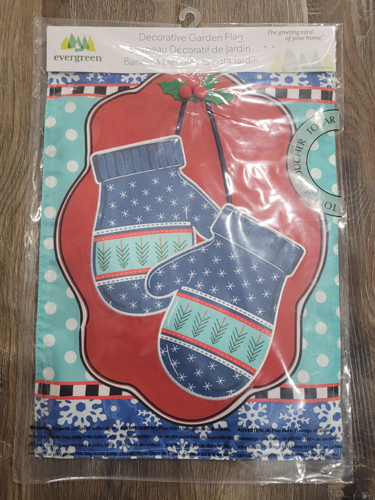 Garden Flag Patterned Winter Mittens