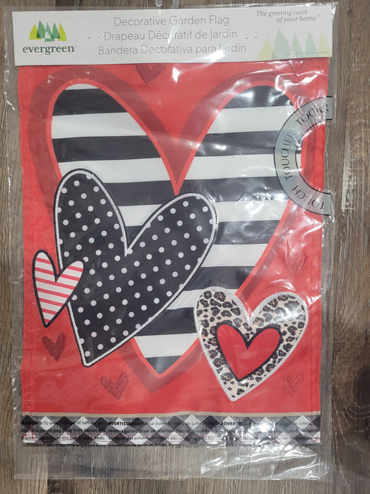 Garden Flag Patterned Heart